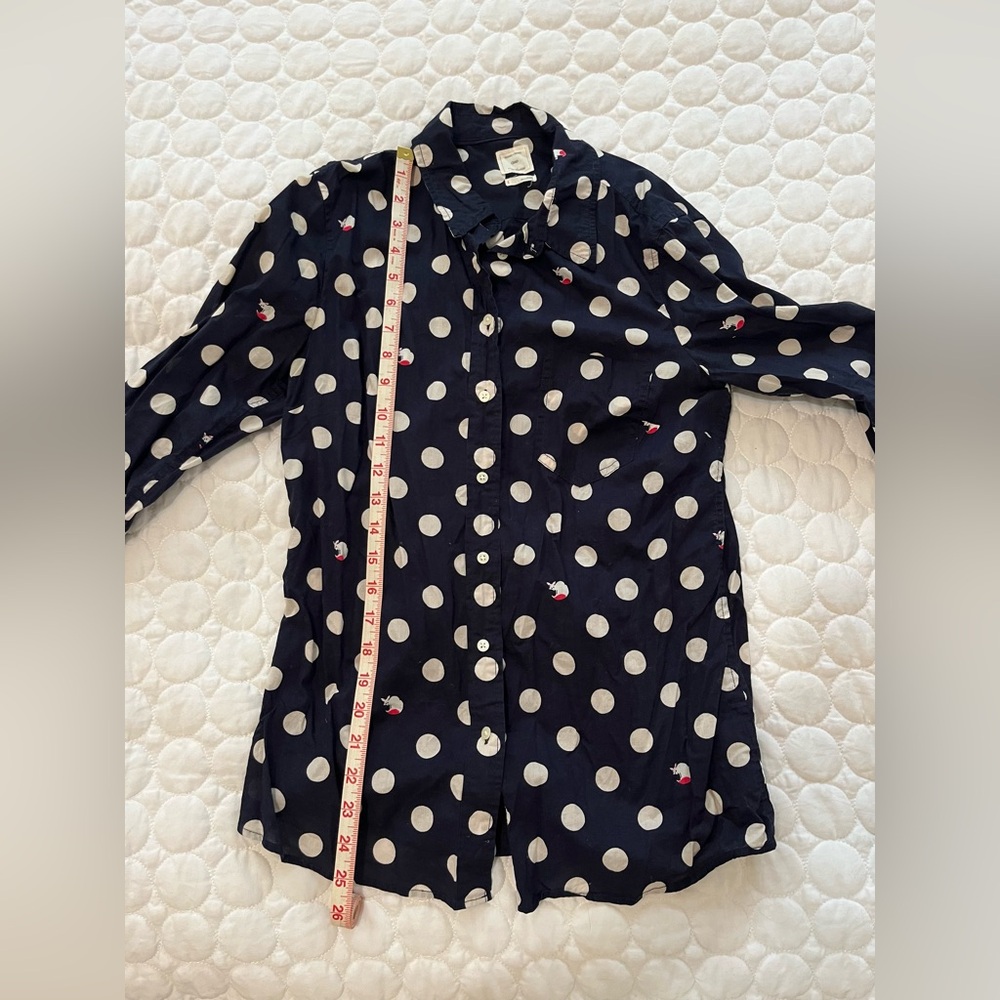Gap Secret Foxes Button Down Size Small - image 2